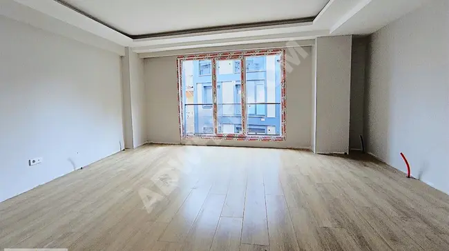 ÜSKÜDAR SALACAKTA SIFIR BİNADA ÇİFT CEPHE 2+1 80 M2 KİRALIK