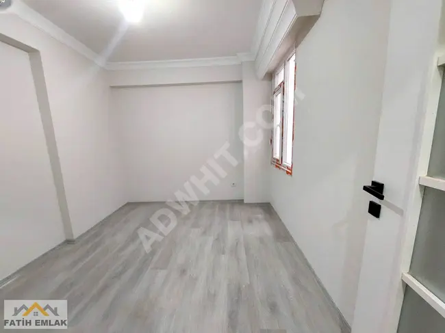 New apartment for sale, elevated entrance, new building in ÜSKÜDAR SALACAK