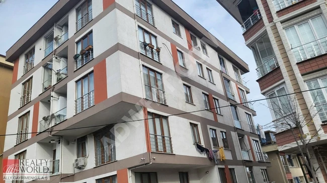 3+1 apartment with en-suite bathroom and storage room with a view of Hasbahçe in Kağıthane.