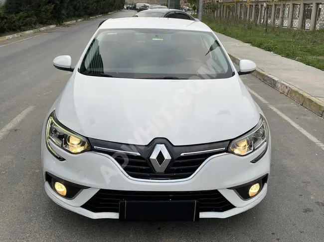 SÜMBÜL OTOMOTİV DEN 2020 MEGANE SERVİS BAKIMLI OTOMATİK TEMİZ