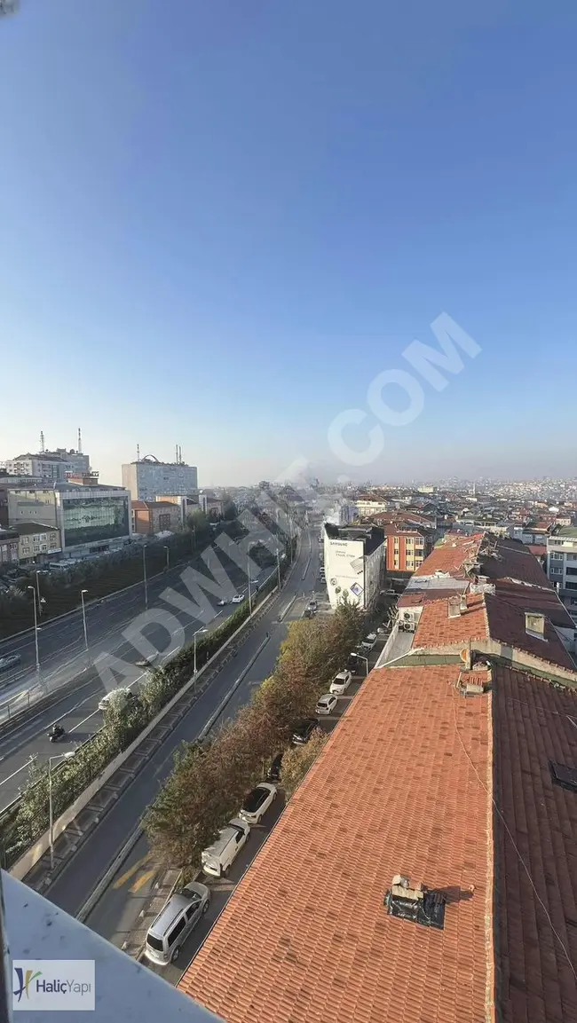 Apartment for rent 1+1 on the top floor at VİA E-5 RESIDENCE with a city view.