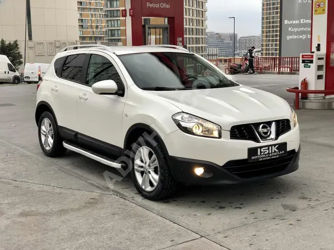 QASHQAİ 1.6 TEKNA 2013 - بعداد 66 الف كم , بلون ابيض صدفي , اوتوماتيكية بالكامل , بدون طلاء