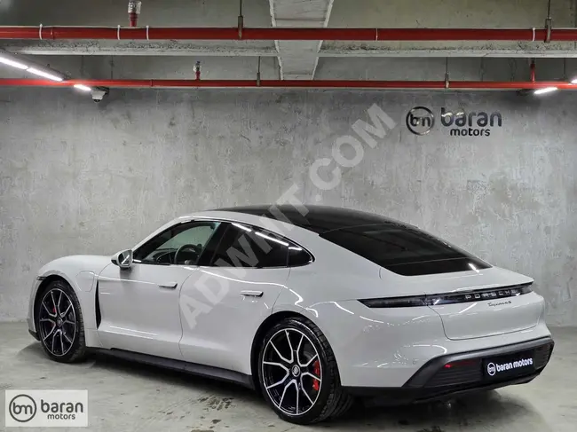 سيارة PORSCHE TAYCAN 4S PERFORMANCE PLUS موديل 2022 - بدون طلاء