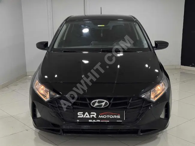 سيارة Hyundai i20 موديل 2020 - أوتوماتيكي لون أسود رؤية خلفية - ملاحة