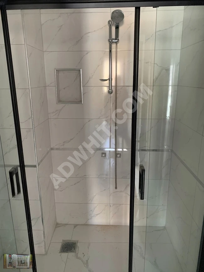 2+1 apartment, top floor, new building in FATİH SEYİT ÖMER