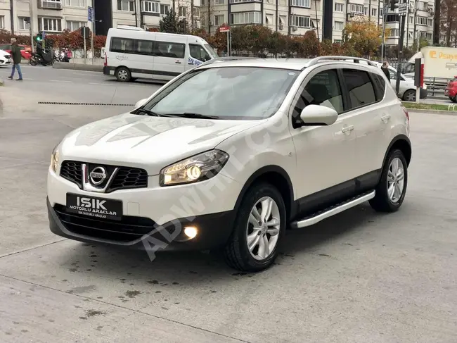 QASHQAİ 1.6 TEKNA 2013 - بعداد 66 الف كم , بلون ابيض صدفي , اوتوماتيكية بالكامل , بدون طلاء