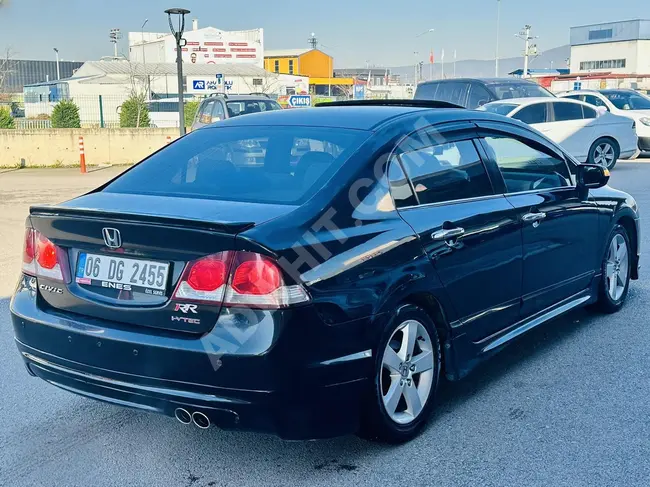 سيارة HONDA CIVIC 1.6 ELEGANCE بسقف بانورامي كاملة المواصفات