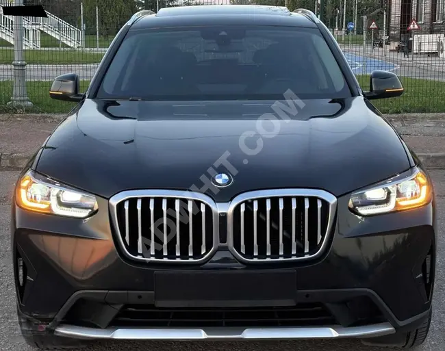 سيارة  BMW X3 خدوج 2022  إصدار جديد - 19,800 كم - صيانة وكيل - نظيفة - كامل المواصفات