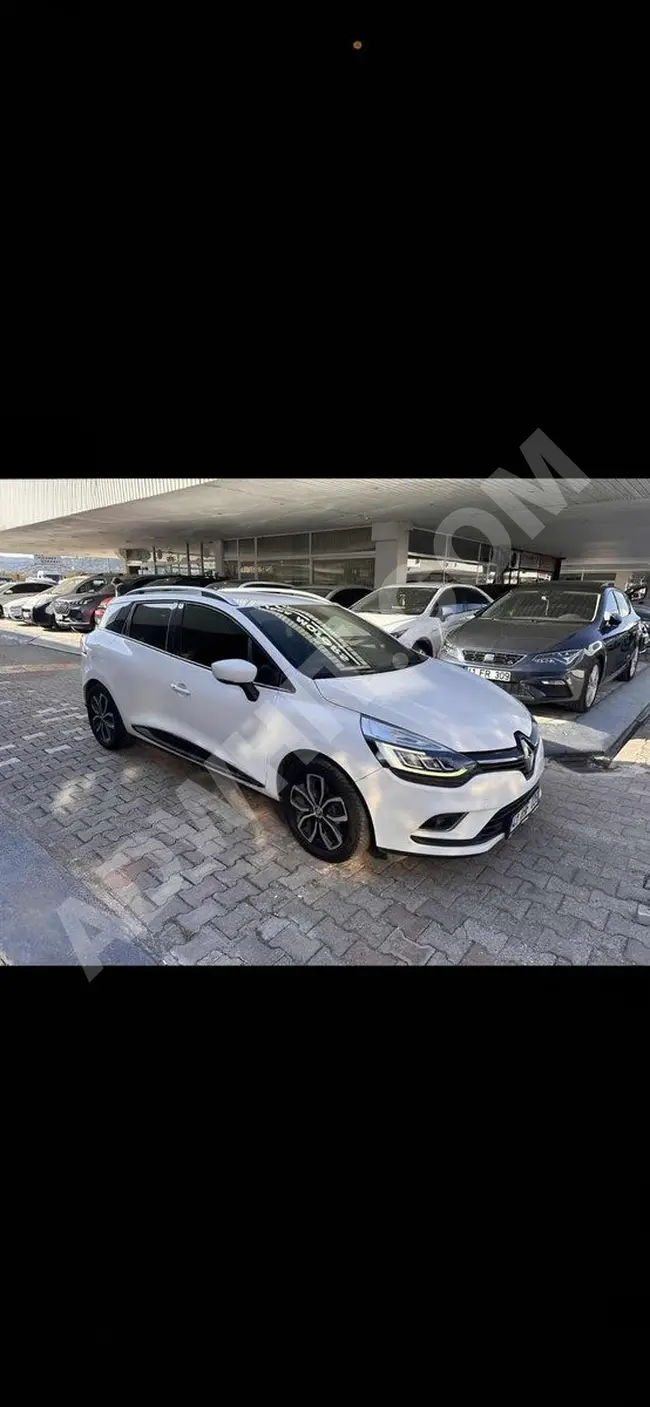 سيارة  Renault Clio موديل 2017   أوتوماتيك