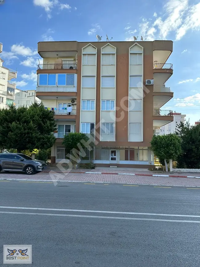 A shop with a street-facing front in ÇAĞLAYAN