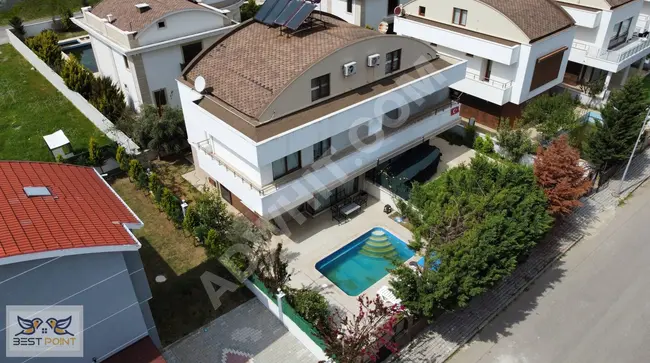 4+1 detached villa with a pool in a great location in Belek