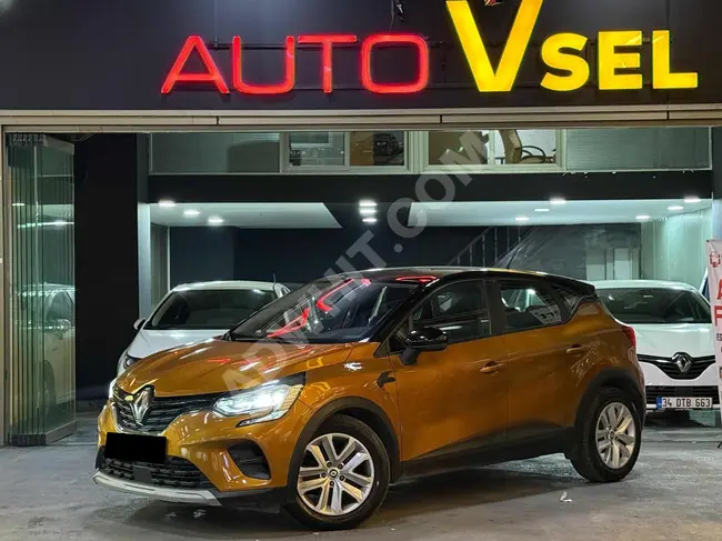 RENAULT CAPTUR 1.3 TCe Model 2022 - No modifications, no accidents, with original paint.