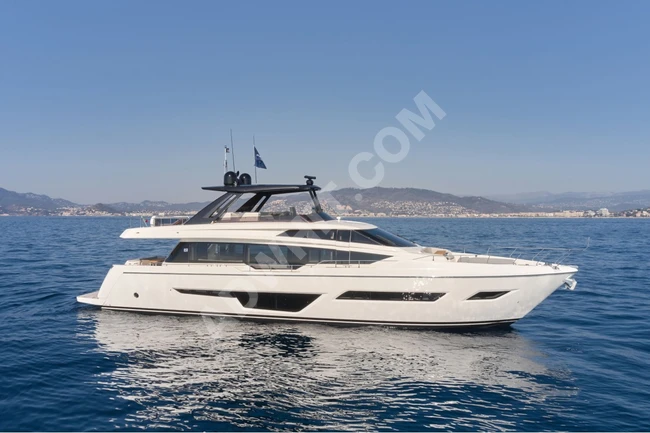 2023 -  FERRETTI 780 