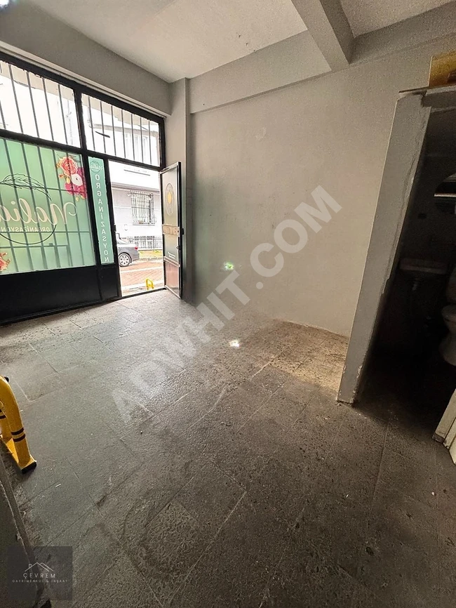 Commercial store for rent 1+1 with an area of 40 square meters on the main street