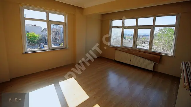 TUZLA ORHANLIDA KİRALIK GENİŞ KULLANIŞLI 3+1 DAİRE