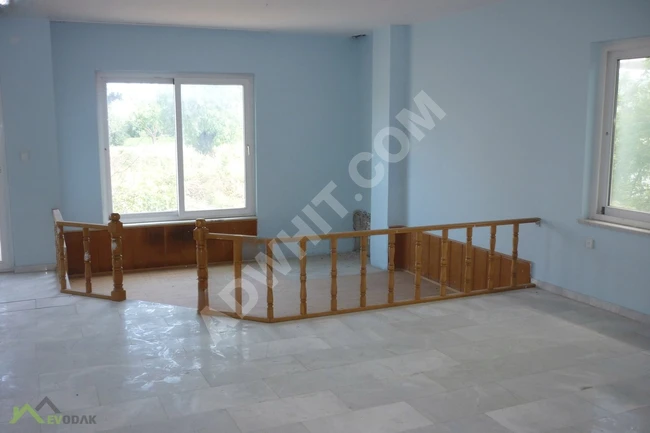 Mersin Mezitli de 10+2 610 m2 Sitede Havuzlu Satılık Villa