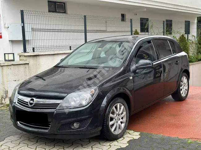 2012 - OPEL ASTRA - امكانية دفعة اولى بنسبة %30 و الباقي لمدة 12-18-24-36 شهر بنظام سندات نقدية