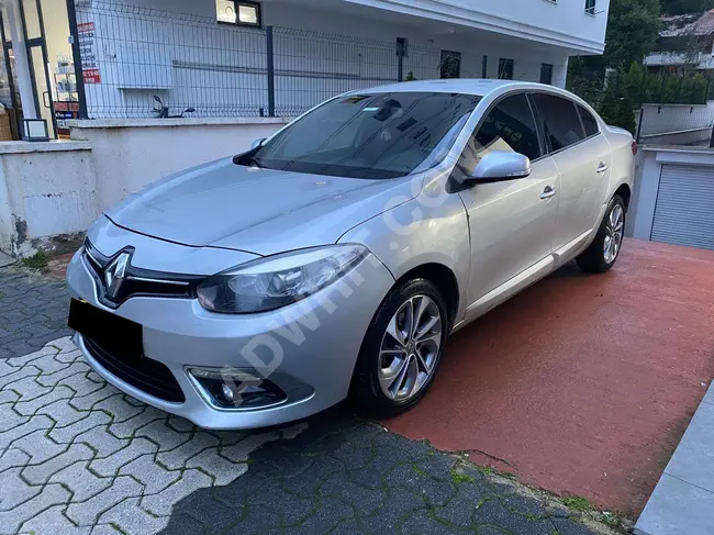 2015 - RENAULT FLUENCE - Option for a 30% down payment with the remainder on a promissory note system.