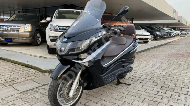 Piaggio X10 350 motorcycle without defects