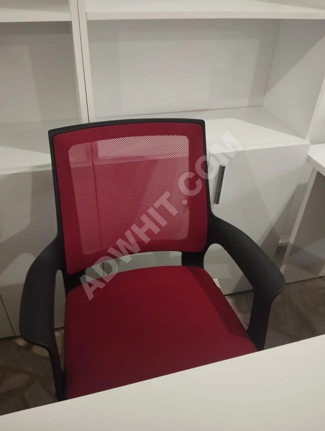 Used office furniture but almost new 0543768450