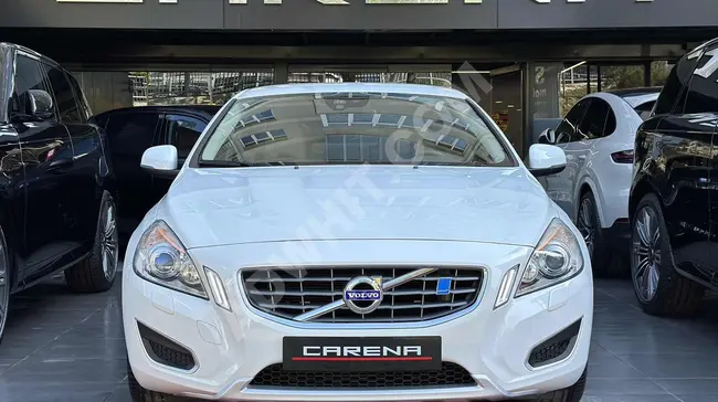 سيارة VOLVO S60 T4 Powershift موديل 2011 - بدون أخطاء مرآة خلفية بمسافة 88,000 كم