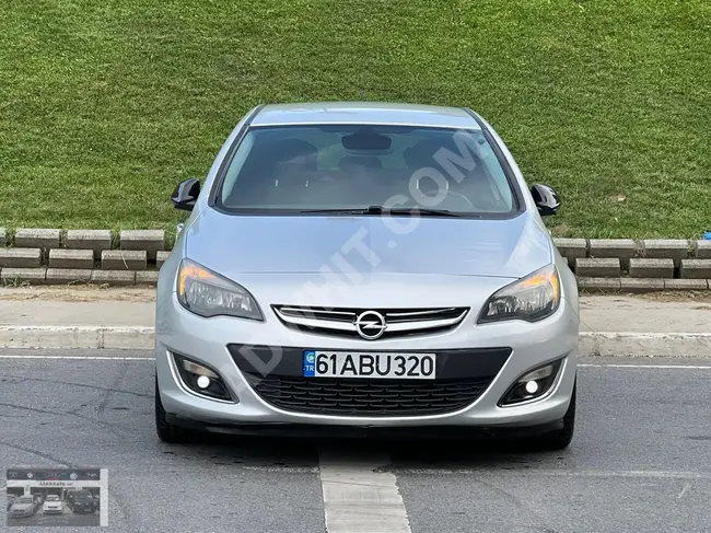 2013 - OPEL ASTRA - بحزمة ENJOY ACTİVE - مسافة مقطوعة 209.000 كم -  كاميرا خلفية - ابل كار بلاي