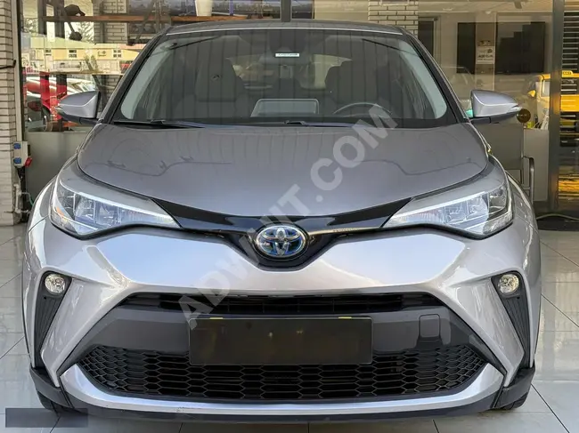 2021 TOYOTA C-HR 1.8 HYBRİD 4X2 FLAME E-CVT 122 HP HATASIZ BOYAS