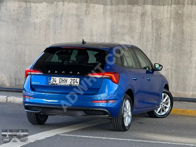 2020 - SKODA SCALA DSG - مسافة مقطوعة  62.745 كم - دركسيون متعددة الوظائف - مرايا قابلة للطي - مصابيح LED - بنظام التوقف المؤقت