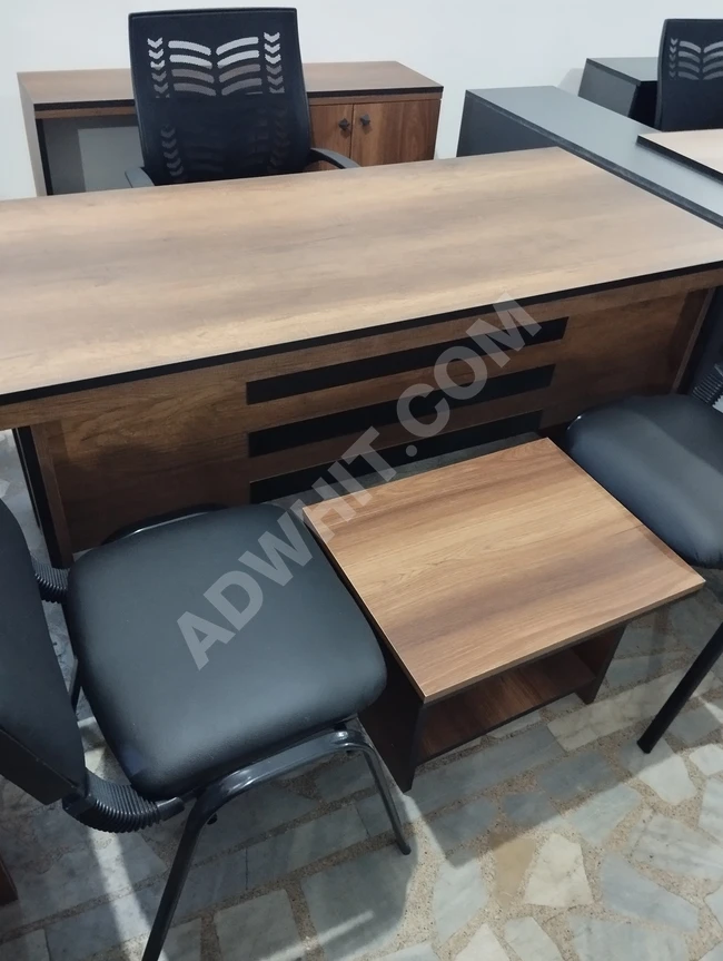 Office furniture, no different from brand new 05437684500