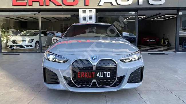 BMW İ4 M SPORT موديل 2024 مكابح باللون الازرق   360 كيلومتر  بدون عيوب