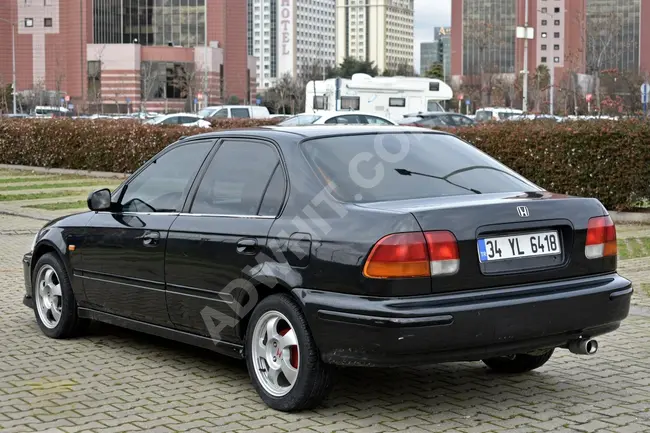 HONDA CİVİC SEDAN 1.4İ S موديل 1999, ناقل حركة اوتوماتيك, بنظام غاز, نظيفة تماما