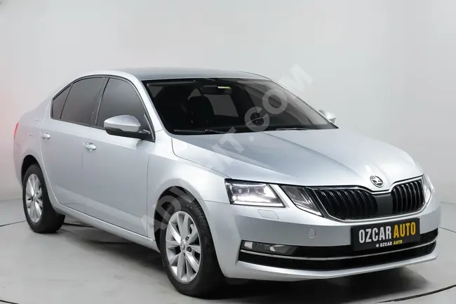 OCTAVIA STYLE car model 2019 with maintenance by the authorized dealer.