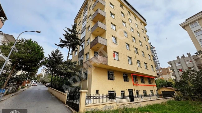 A practical 2+1 raised ground floor apartment with a terrace for rent in PETROL-İŞ.