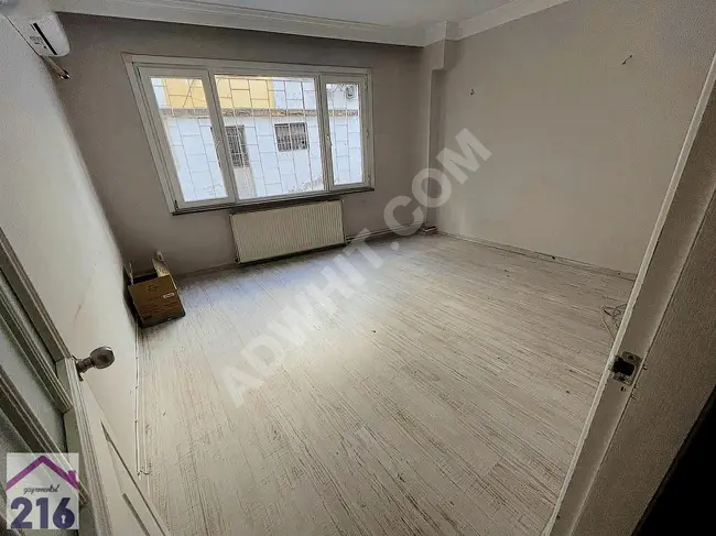 GAYRİMENKUL 216'DAN ÜSKÜDAR AHMEDİYE'DE 2+1 BALKONLU DAİRE