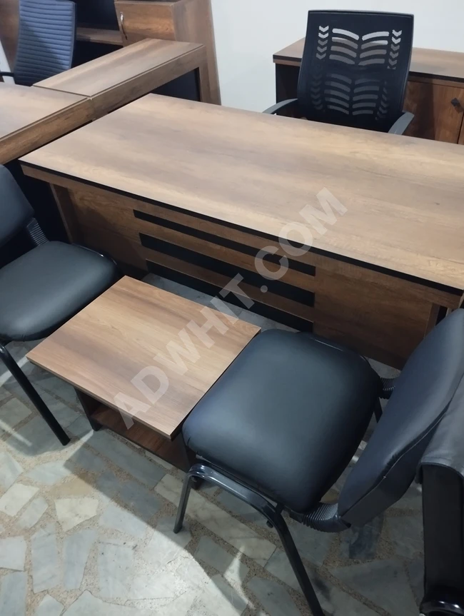 Office furniture, no different from brand new 05437684500