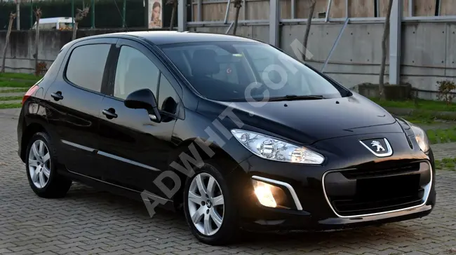 PEUGEOT 308 موديل 2012, 1.6 e-HDI نظيفة جدا , لا مثيل لها ديزل اوتوماتيك بناقل حركة F1