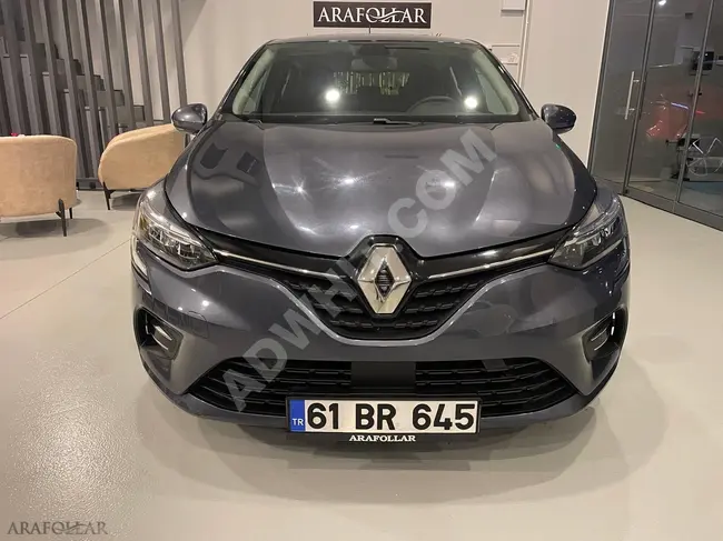 سيارة RENAULT CLİO TOUCH 1.0 TCe X-Tronic موديل 2021 بمسافة 12.000 كم