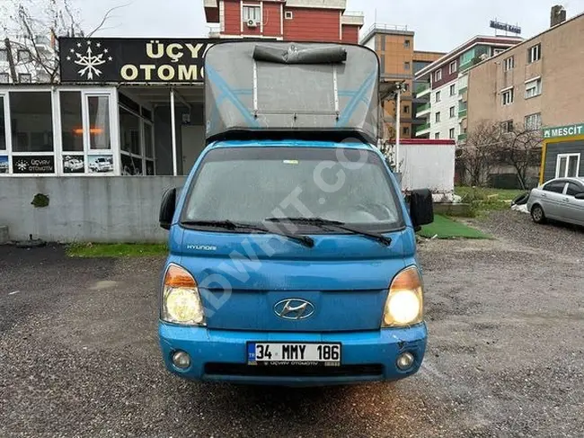 HYUNDAI H.100 small truck with curtain-sided metal box, model 2005 from ÜÇYAY OTOMOTİV