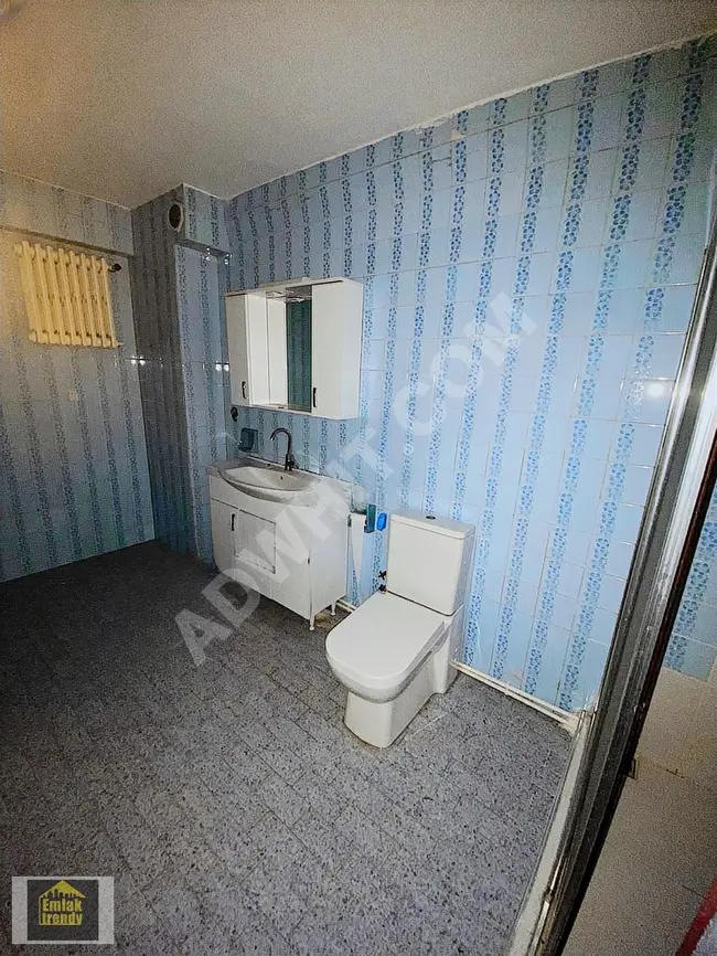 B.EVLER METRO METROBÜSE 5 DAKİKA MESAFEDE 4+1 OTOPARKLI DAİRE