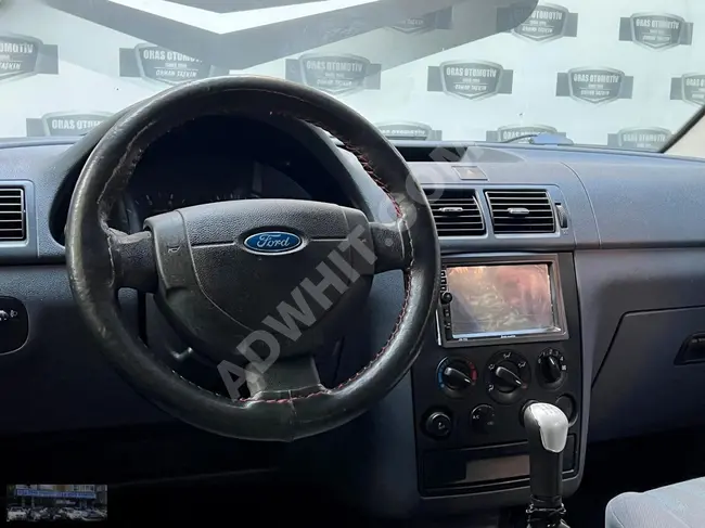 Minivan FORD CONNECT 1.8 TDCI model 2008 with 90 horsepower, 240,000 km distance.