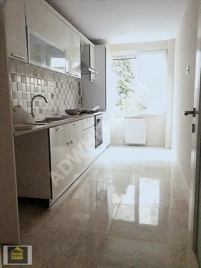 A 2+1 apartment in a new building with a master bathroom in the ÇİNİLİ CAMİİ alley, in BAHÇELİEVLER.