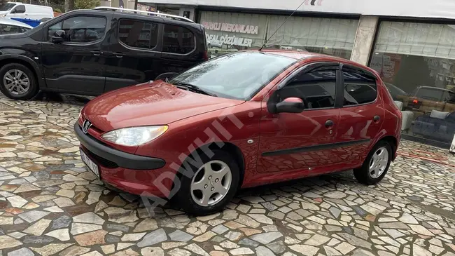 Peugeot 206 سيارة نظيفة ومصانة بشكل جيد وجميلة