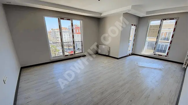 A 4+2 duplex apartment with an area of 200 square meters, front-facing, with a separate kitchen, near the BEYLİKDÜZÜ Metrobus.