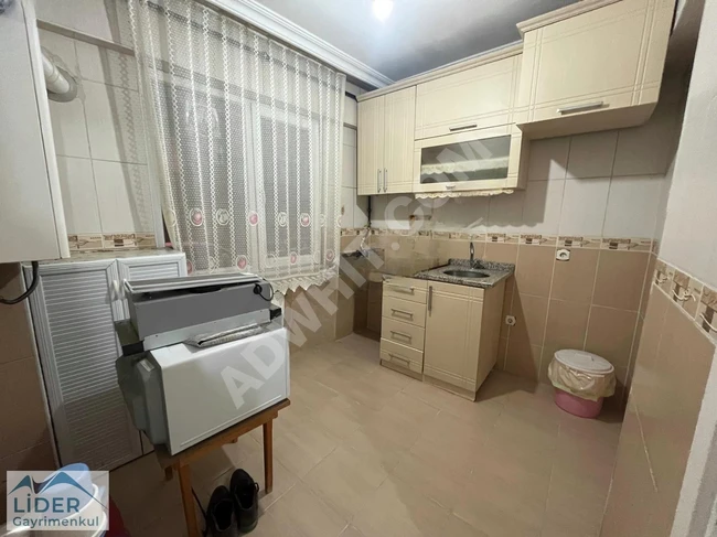 2+1 apartment with a high entrance, covering an area of 85 square meters, offered at an affordable price from Lider Real Estate and suitable for investment.