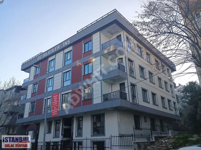 3+1 apartment for rent in a new building with an elevator in BEYLİKDÜZÜ YAKUPLU