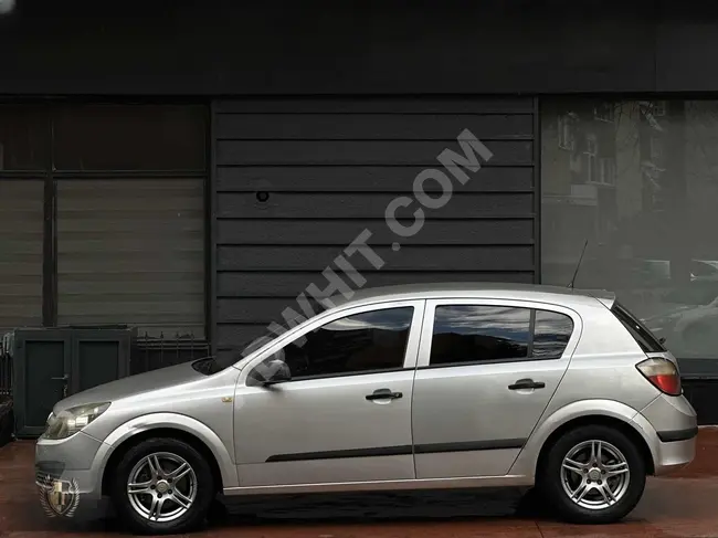 OPEL ASTRA-1.3 موديل 2005 تم صيانتها