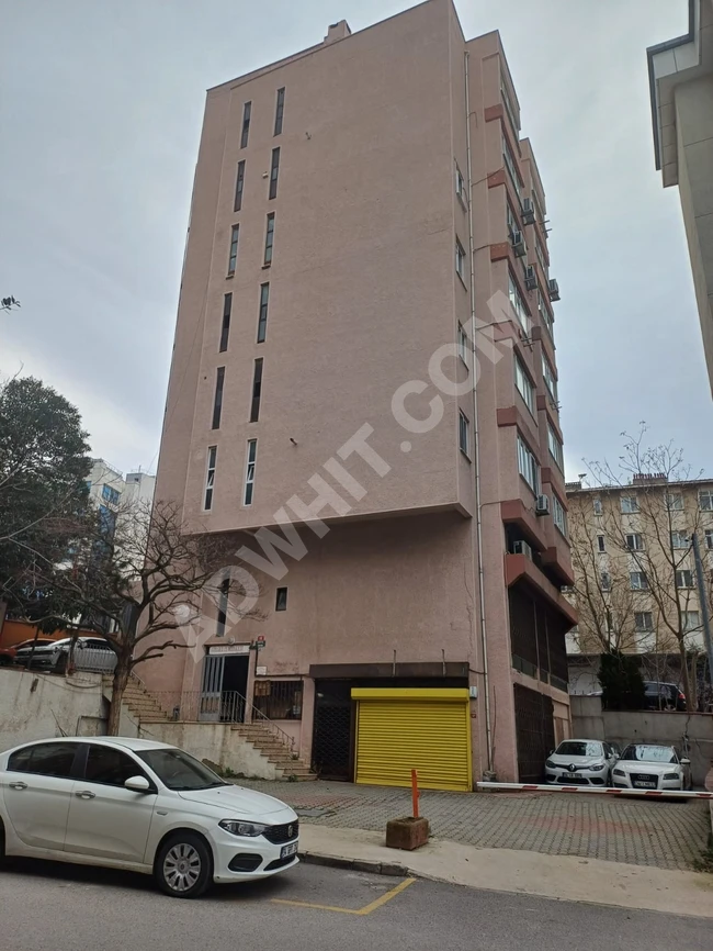 An investment office with an area of 170 square meters in the BOSTANCI GÜLGEZ business center.