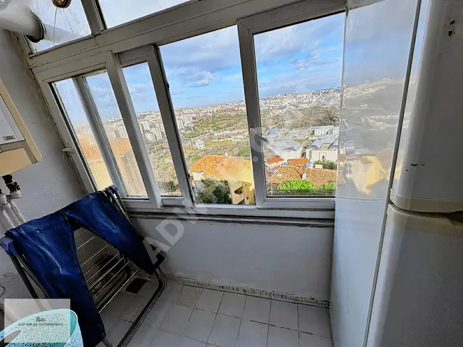 For sale: A 2+1 apartment with an area of 95 square meters and a balcony in the TALATPAŞA neighborhood, YAŞARLI Street.