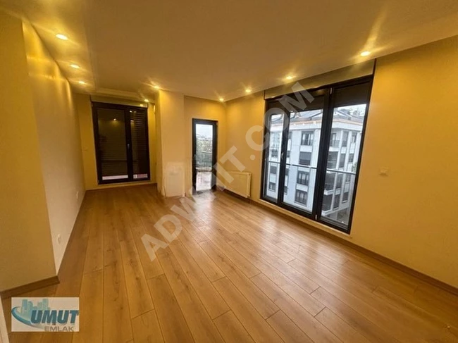 Apartment for sale in a brand new building with closed parking spaces in the center of BAHÇELİEVLER.