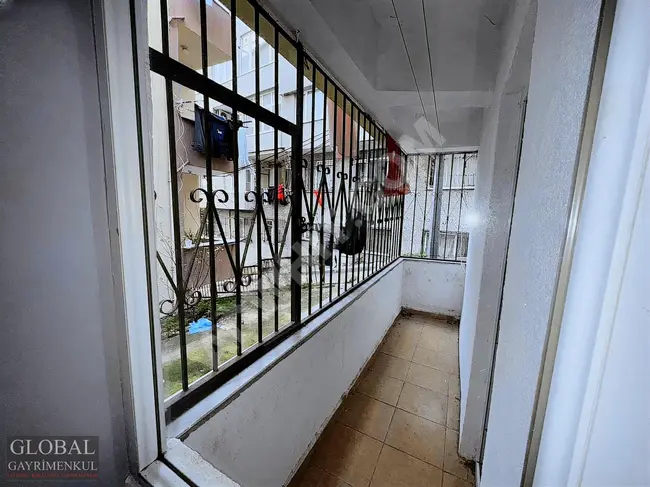 Spacious 3+1 apartment in KAĞITHANE ORTA BAYIR, empty.